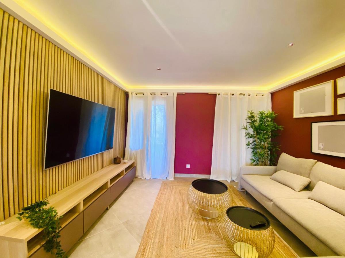 Duplex 120M2 Terrasse Vue Sur Nimes Nîmes Exterior foto